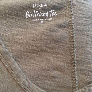 J. Crew Girlfriend scoop neck t-shirt in Olive